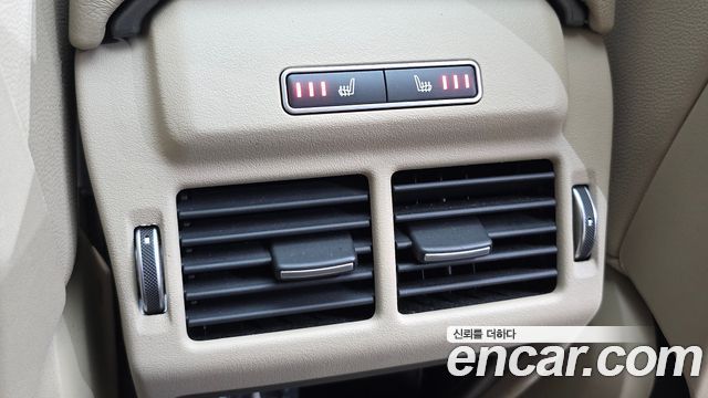 Land Rover Range Rover Evoque 2016 — photo 32
