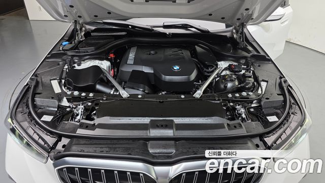 BMW 5-Series 2025 — photo 6