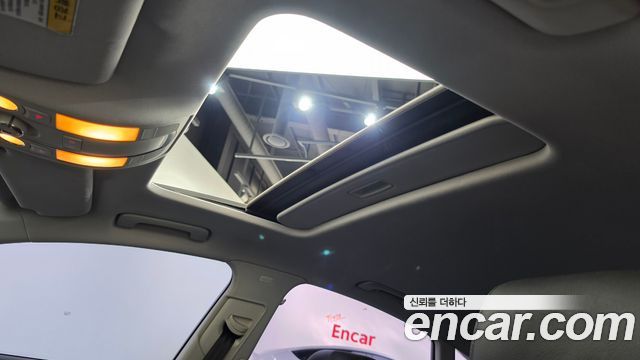 Audi A6 2011 — photo 17