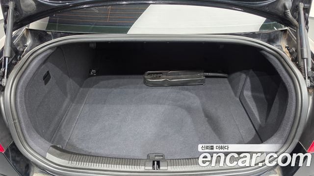 Audi A6 2011 — photo 20
