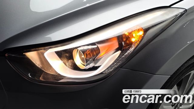 Hyundai AVANTE 2015 — photo 8