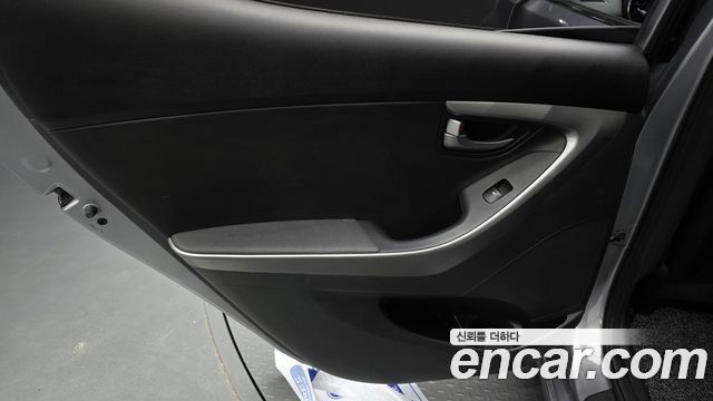 Hyundai AVANTE 2015 — photo 15