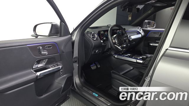 Mercedes-Benz EQB 2023 — photo 13