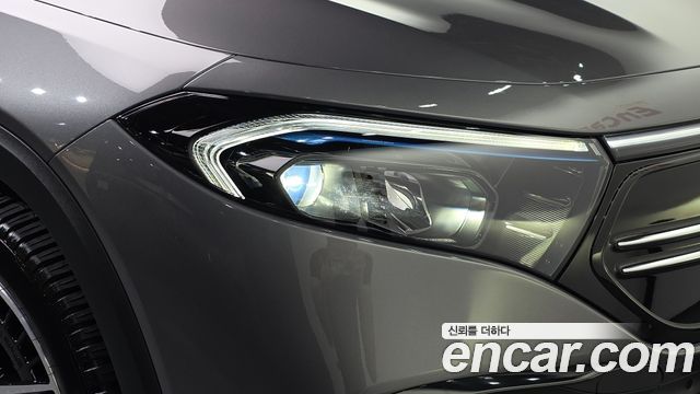 Mercedes-Benz EQB 2023 — photo 8