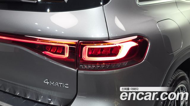 Mercedes-Benz EQB 2023 — photo 9