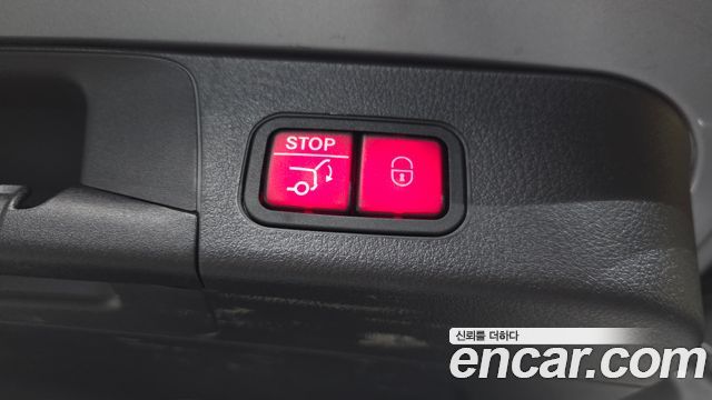 Mercedes-Benz EQB 2023 — photo 29