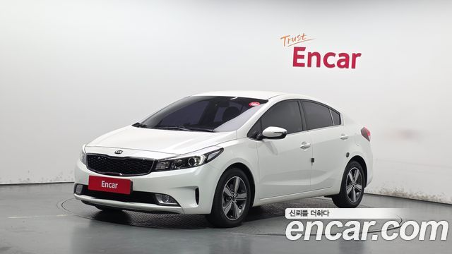 Kia K3 2018 — photo 1