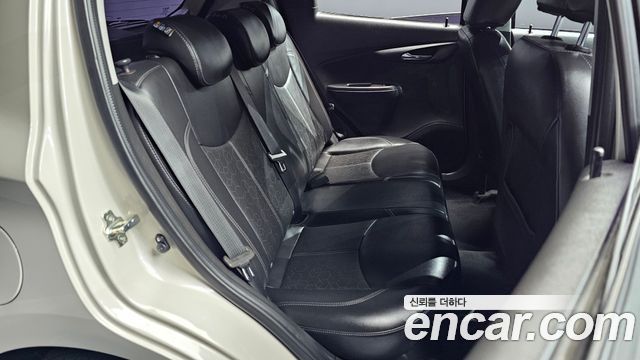 Chevrolet Korea Spark 2018 — photo 17