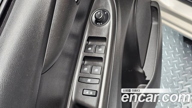 Chevrolet Korea Spark 2018 — photo 23