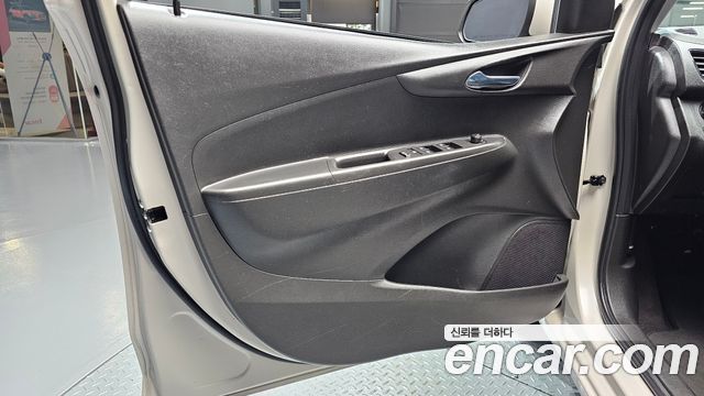Chevrolet Korea Spark 2018 — photo 14