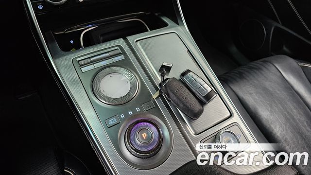 Genesis GV80 2021 — photo 12