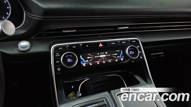 Genesis GV80 2021 — photo 25