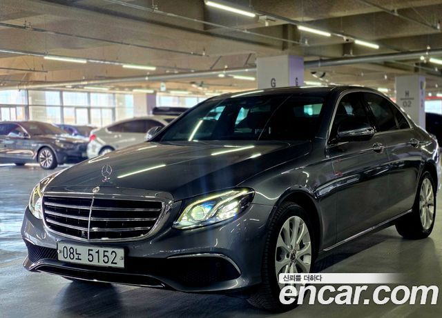 Mercedes-Benz E-Class 2018 — photo 1