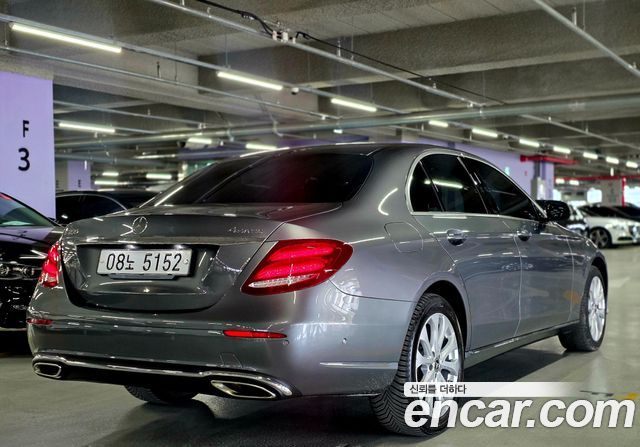 Mercedes-Benz E-Class 2018 — photo 3