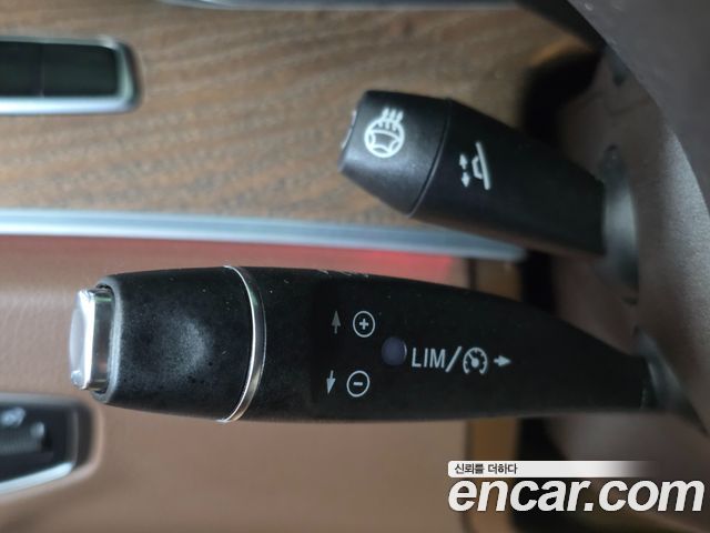 Mercedes-Benz E-Class 2018 — photo 13