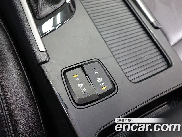 Hyundai Sonata 2012 — photo 17
