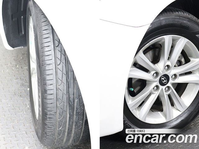 Hyundai Sonata 2012 — photo 19