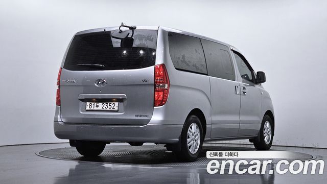 Hyundai Starex 2020 — photo 2