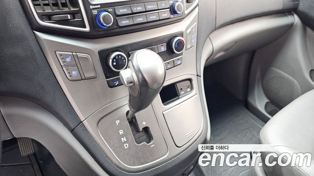 Hyundai Starex 2020 — photo 9
