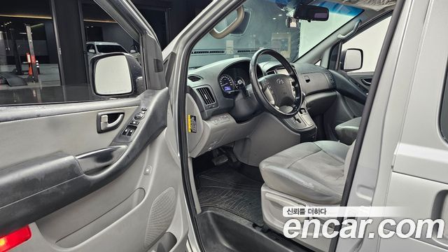 Hyundai Starex 2020 — photo 10
