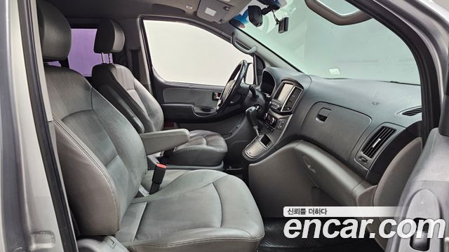 Hyundai Starex 2020 — photo 11