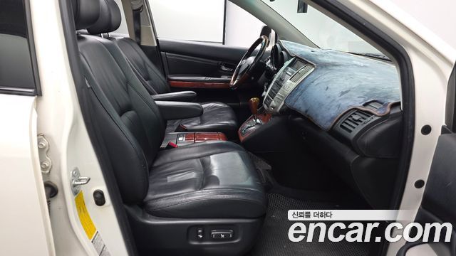 Lexus RX 2005 — photo 11