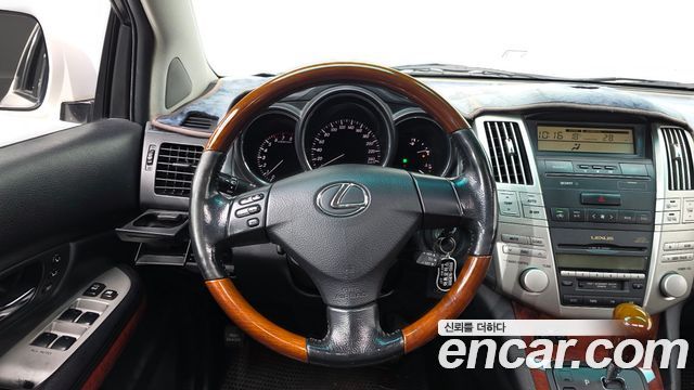 Lexus RX 2005 — photo 13