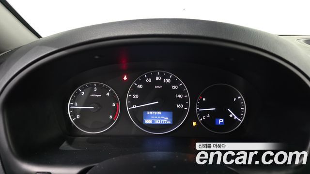 Hyundai Starex 2018 — photo 8