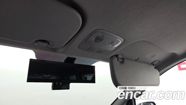 Hyundai Starex 2018 — photo 19