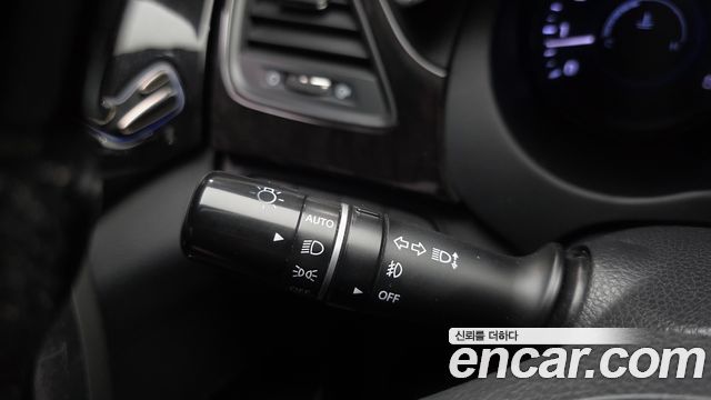 Hyundai Grandeur 2011 — photo 17
