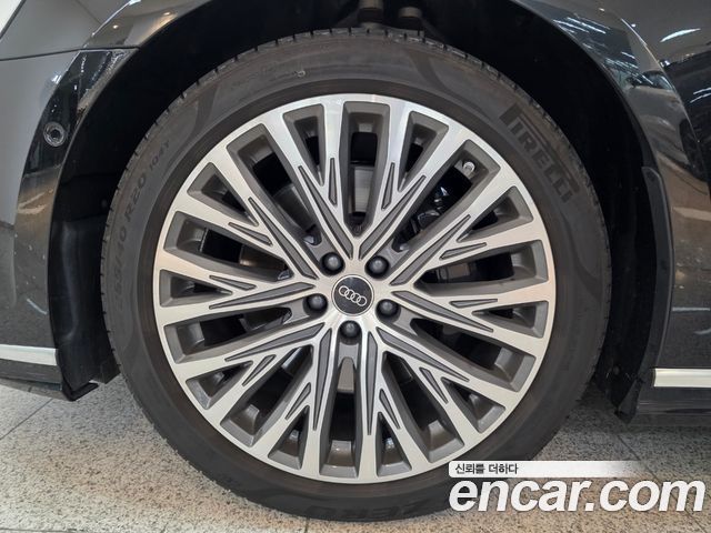 Audi A8 2023 — photo 5