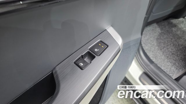 Kia EV6 2023 — photo 26