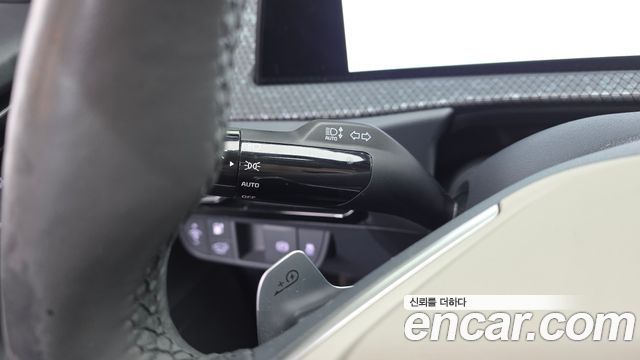 Kia EV6 2023 — photo 29