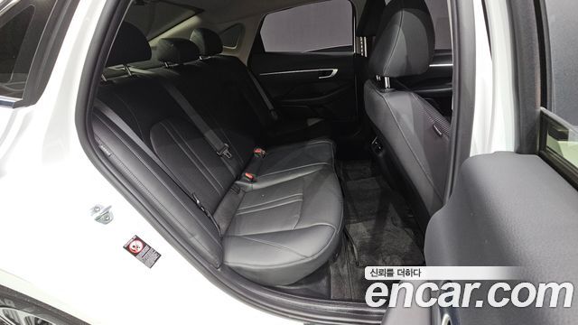 Hyundai Sonata 2020 — photo 17