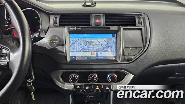 Kia pride 2014 — photo 19