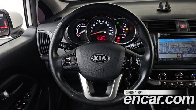 Kia pride 2014 — photo 20
