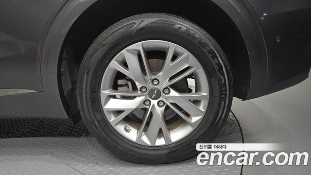 Genesis GV70 2023 — photo 7
