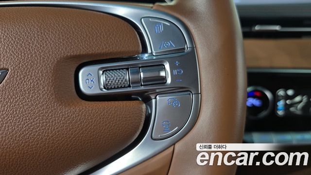 Genesis GV70 2023 — photo 33