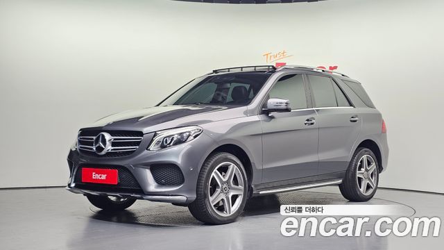 Mercedes-Benz GLE-Class 2017 — photo 1