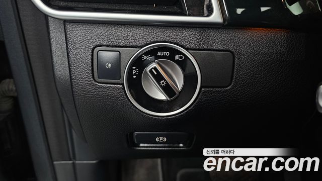 Mercedes-Benz GLE-Class 2017 — photo 13