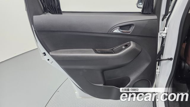 Chevrolet Korea Orlando 2016 — photo 15