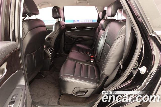 Kia Sorento 2016 — photo 11