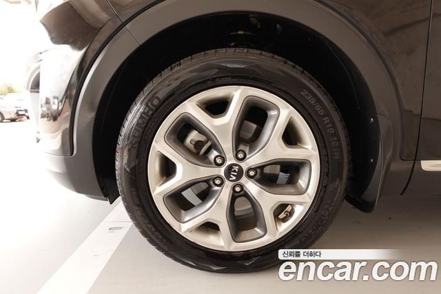 Kia Sorento 2016 — photo 18