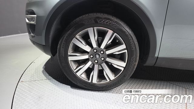Land Rover Discovery Sport 2018 — photo 5