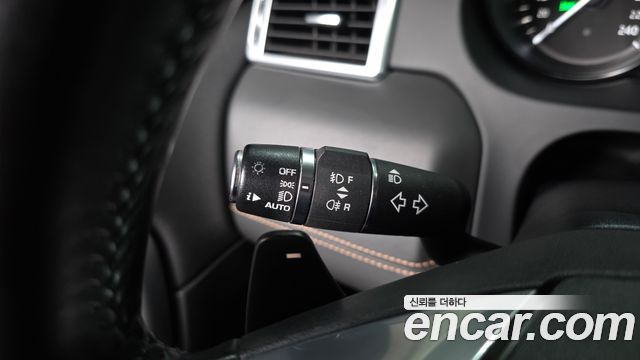 Land Rover Discovery Sport 2018 — photo 28
