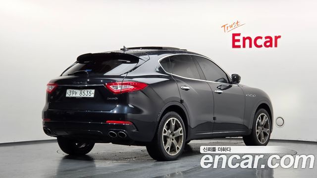 Maserati Levante 2017 — photo 2