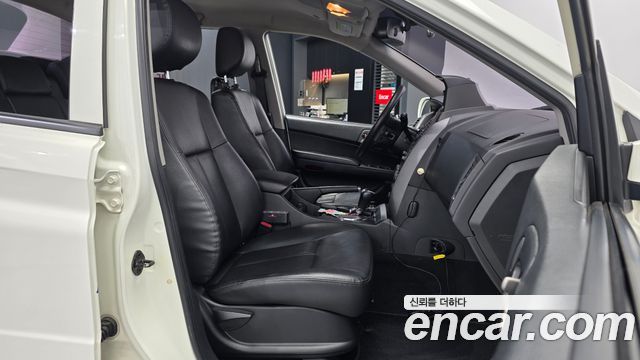 KG Mobility KORANDO 2015 — photo 17