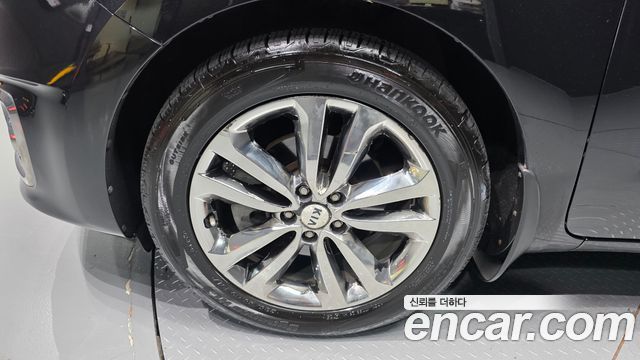 Kia Canival 2017 — photo 5