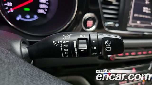Kia Canival 2017 — photo 29