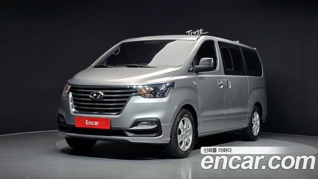 Hyundai Starex 2019 — photo 1